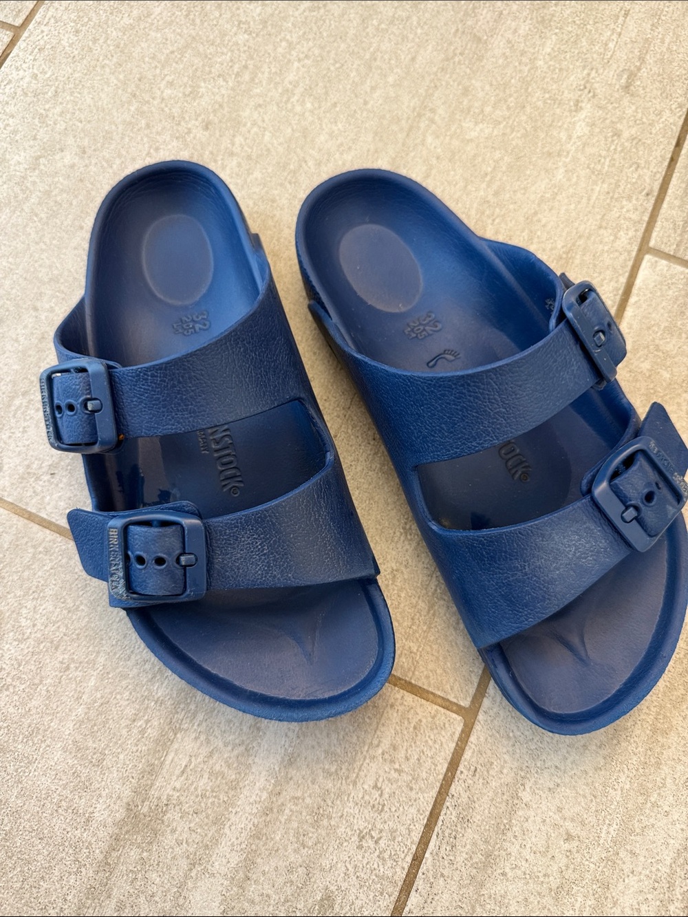 AMAZING LIMITED EDITION BIRKENSTOCK KID’S EVA SANDALS SIZE 32 (1-1.5)